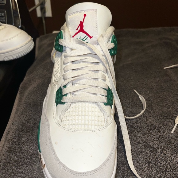 Jordan 4 Nike SB (Used) - Picture 2 of 10